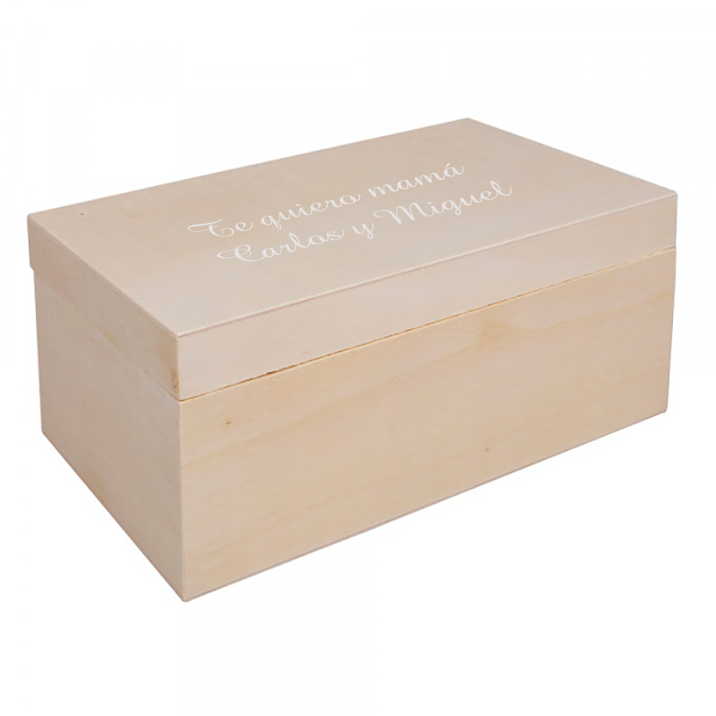 Regalos personalizados: Regalos con nombre: Caja de madera con tapa