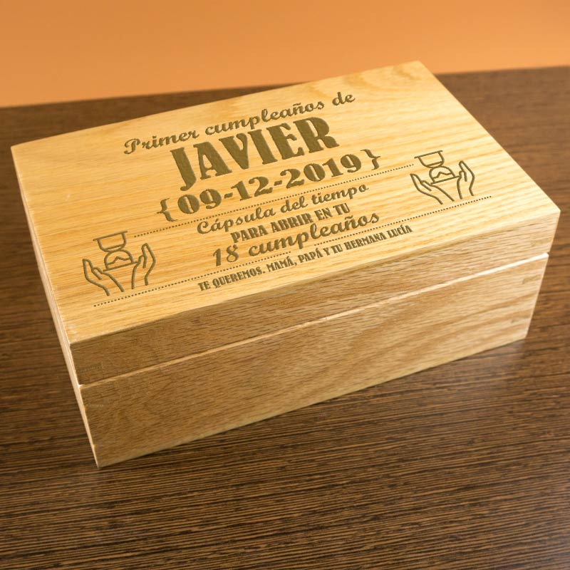 Caja de Recuerdos Personalizada de madera